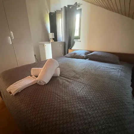 Apartment Suzana With Private Pool - Putinak, Brac