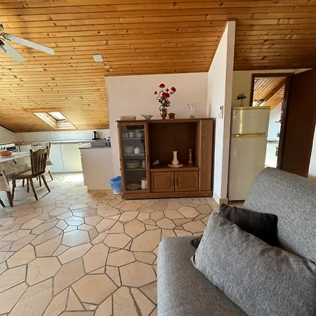 Suzana With Private Pool - Putinak, Brac 아파트 *