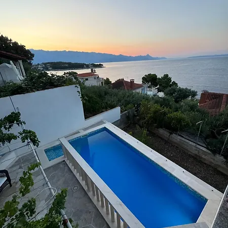 Appartamento Suzana With Private Pool - Putinak, Brac *
